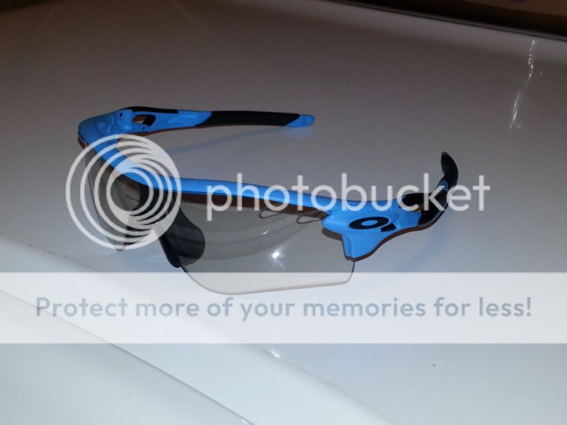 Oakley Radarlock Blue Iridium Oakley Radarlock Blue Iridium