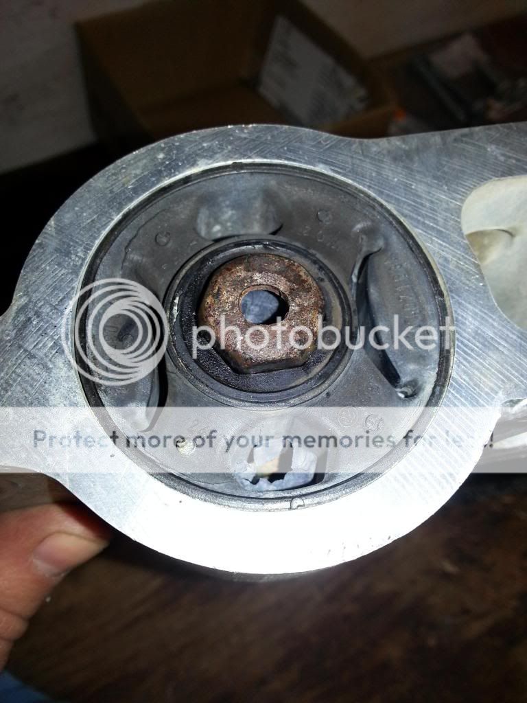 06 Jetta TDI suspension Creaking noise/silicone grease in contol arm