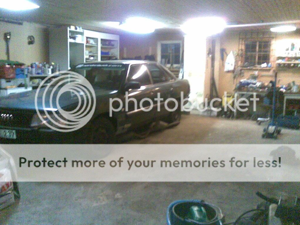 http://i536.photobucket.com/albums/ff329/te_wik/audi%20projekt%2011%20okt/20091011.jpg